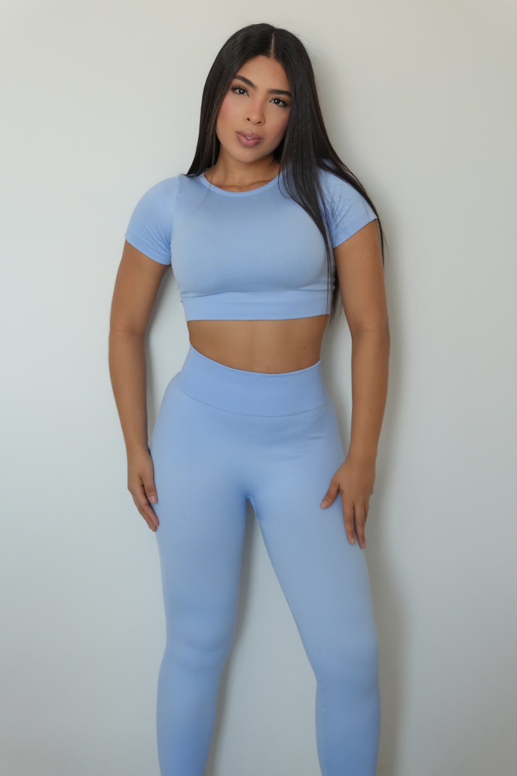 CONJUNTO LEGGINS BLUSA MANGA CORTA