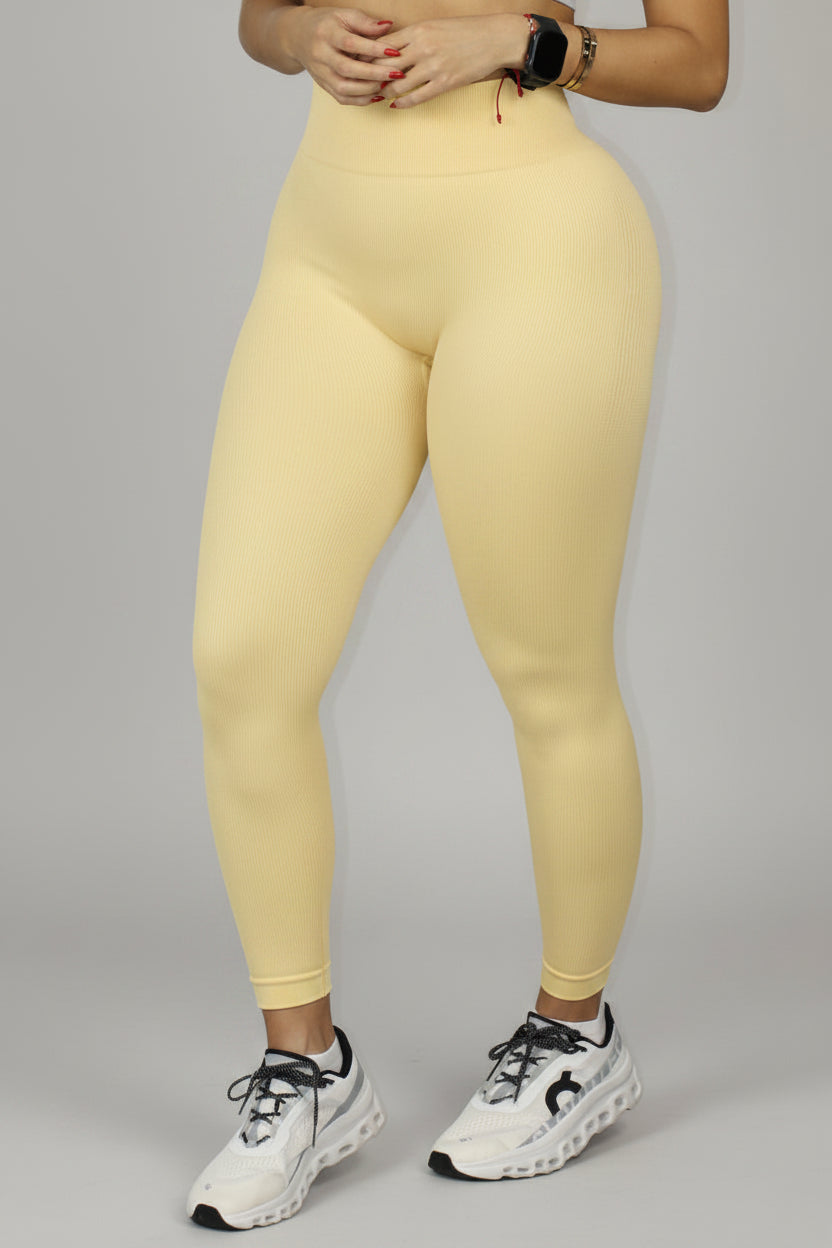 LEGGINS CON PUSH UP