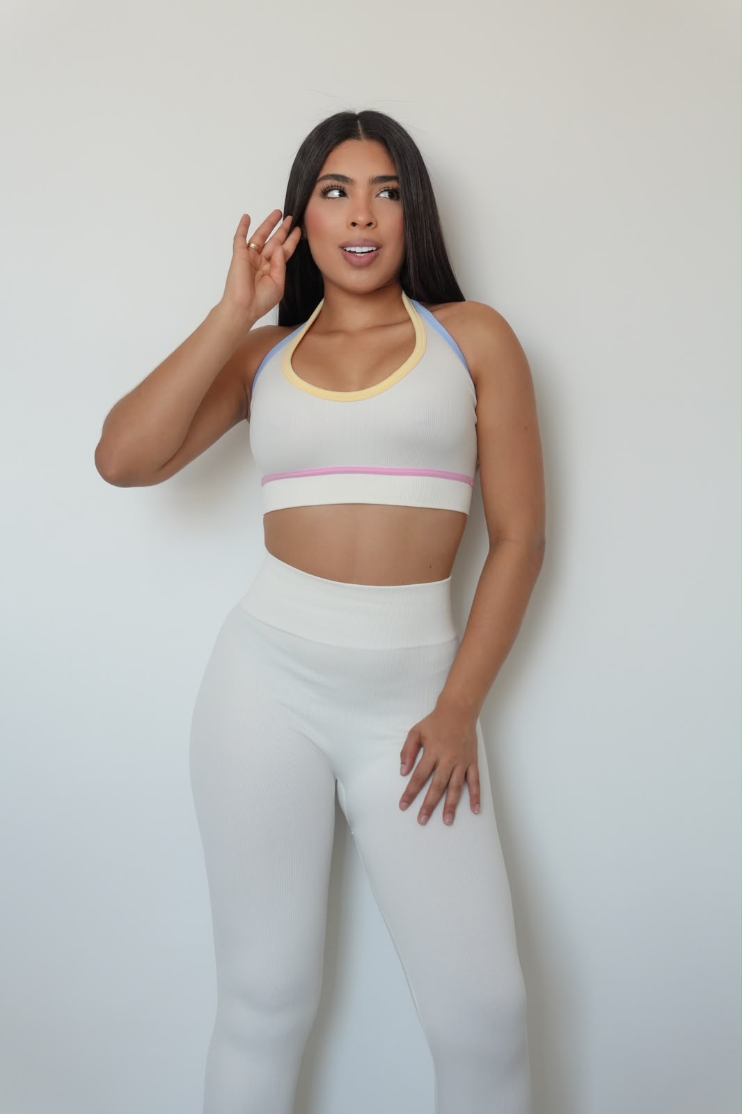 CONJUNTO LEGGINS TOP HALTER