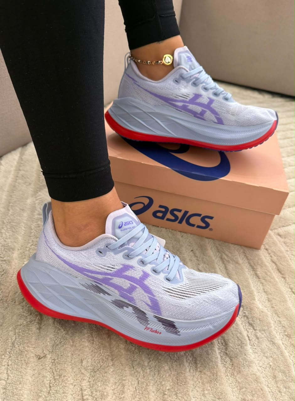 Z Asics SuperBlast