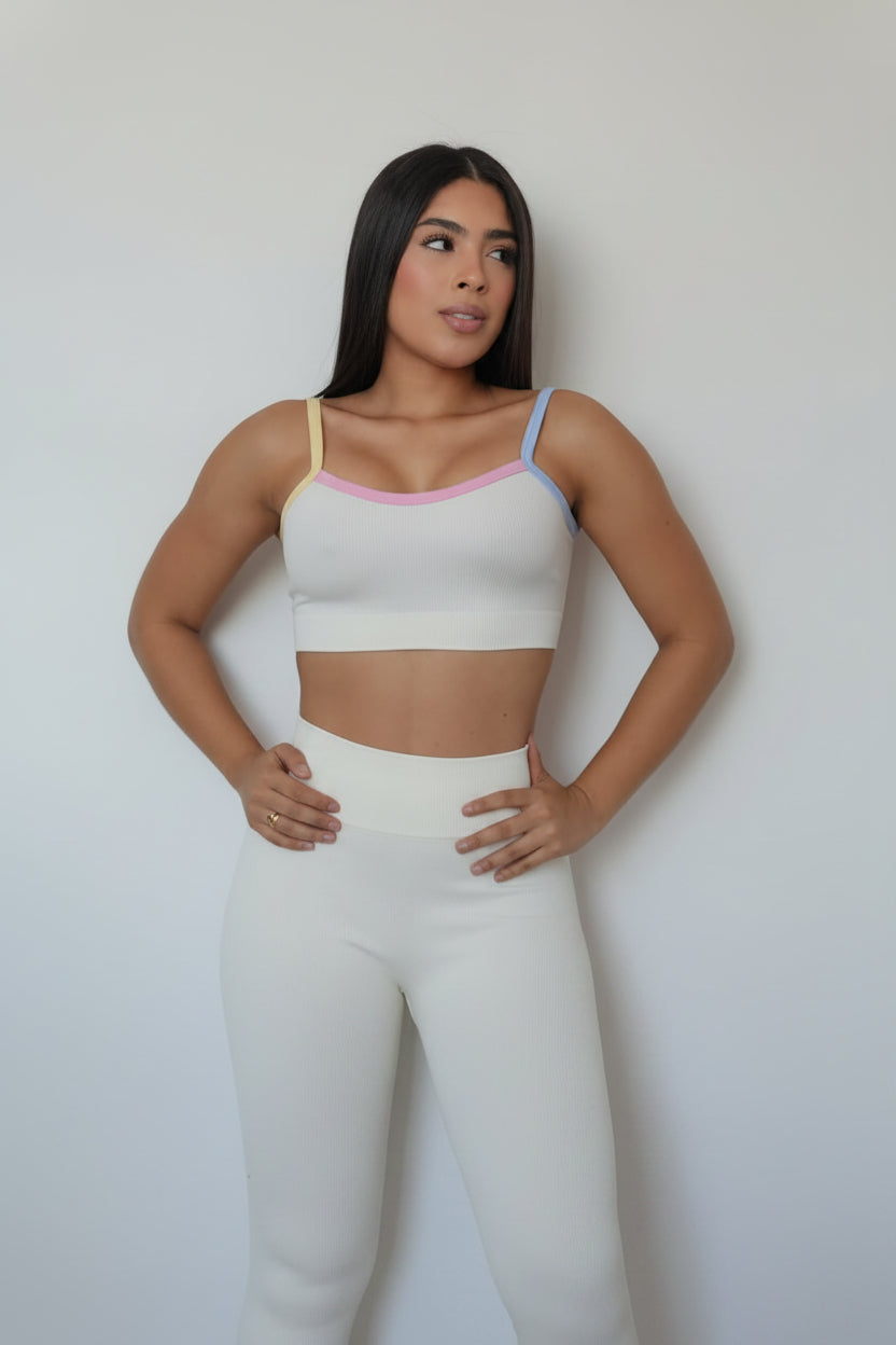 CONJUNTO LEGGINS TOP DOBLE HERRAJE