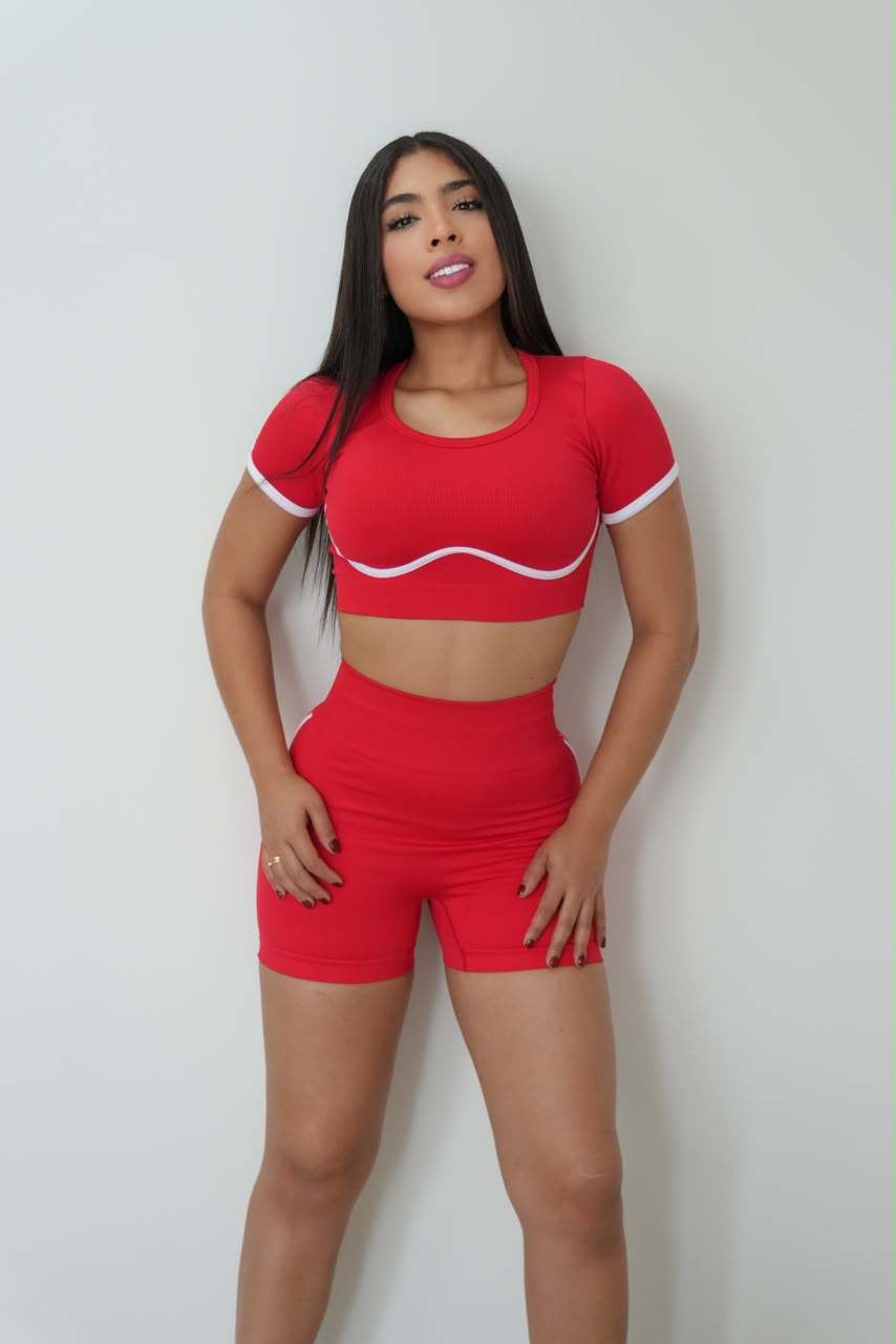 CONJUNTO SHORT BLUSA MANGA CORTA