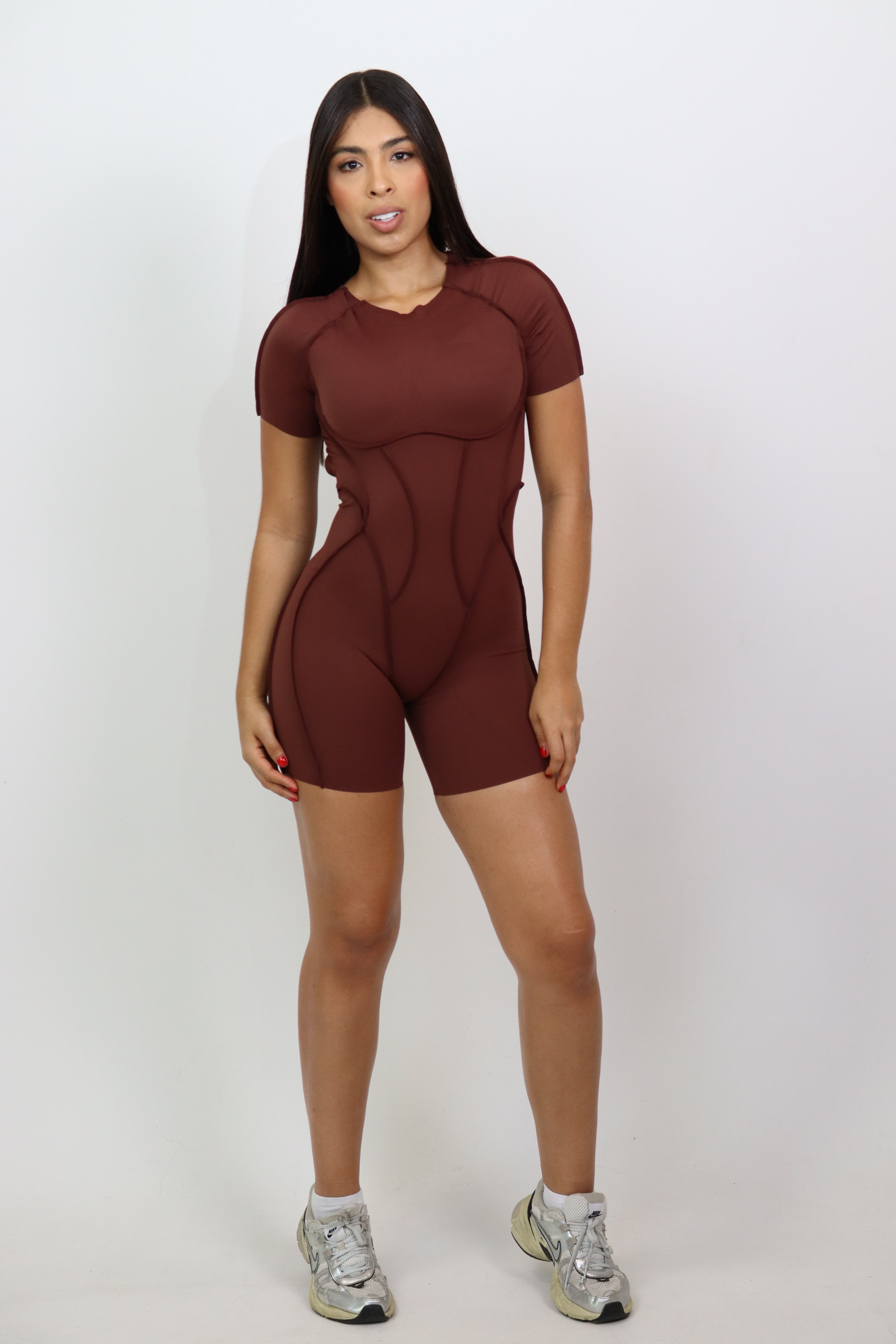 ENTERIZO CORTO GH CAFÉ